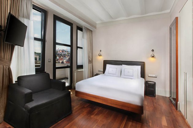 Penthouse Suite