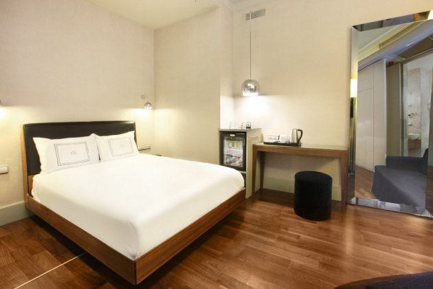 Economy Room